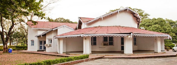 Amaltas Hotel - Pachmarhi 01.jpg